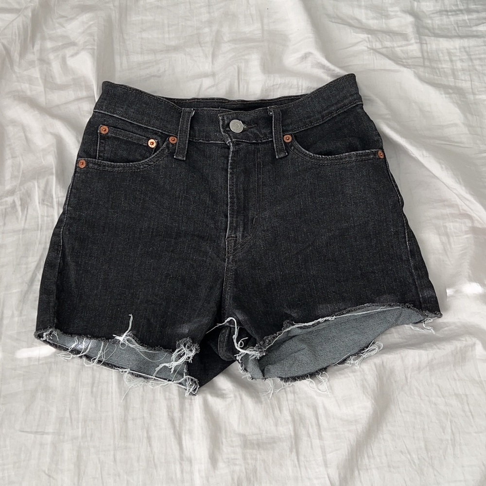 levis high rise shorts